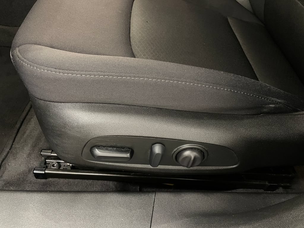 Certified 2021 Chevrolet Malibu LT FWD image 16