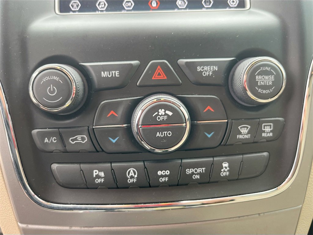 Used 2021 Jeep Grand Cherokee Laredo image 15