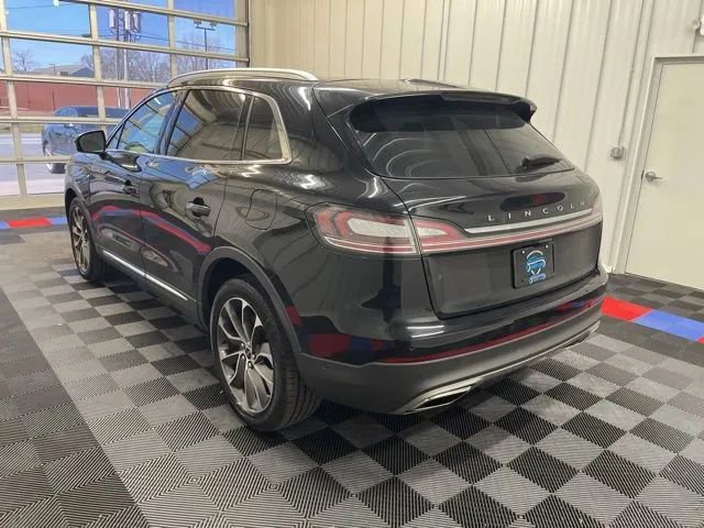 Used 2022 Lincoln Nautilus Reserve image 5