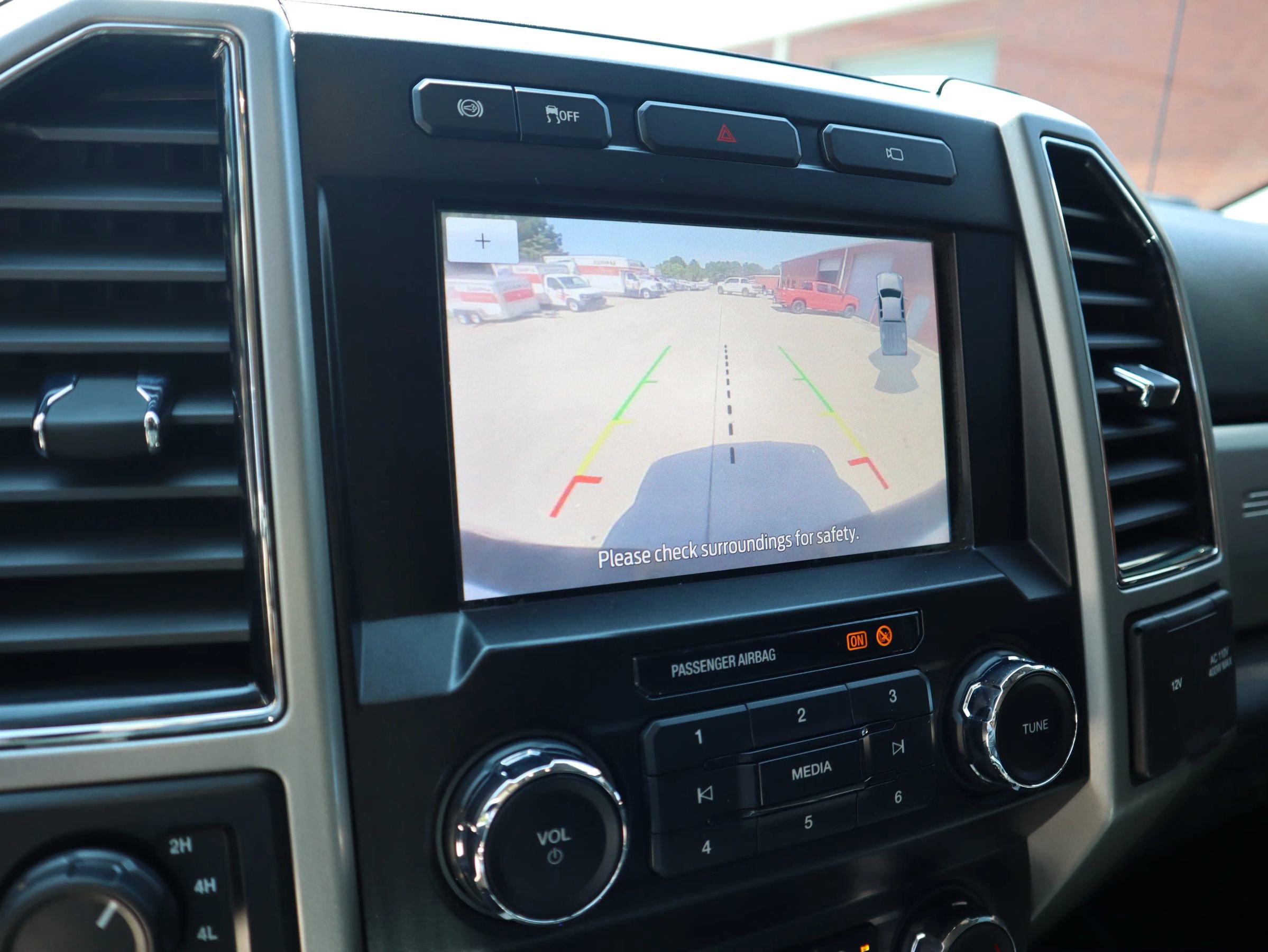 Used 2021 Ford F350 Lariat w/ Lariat Ultimate Package image 18