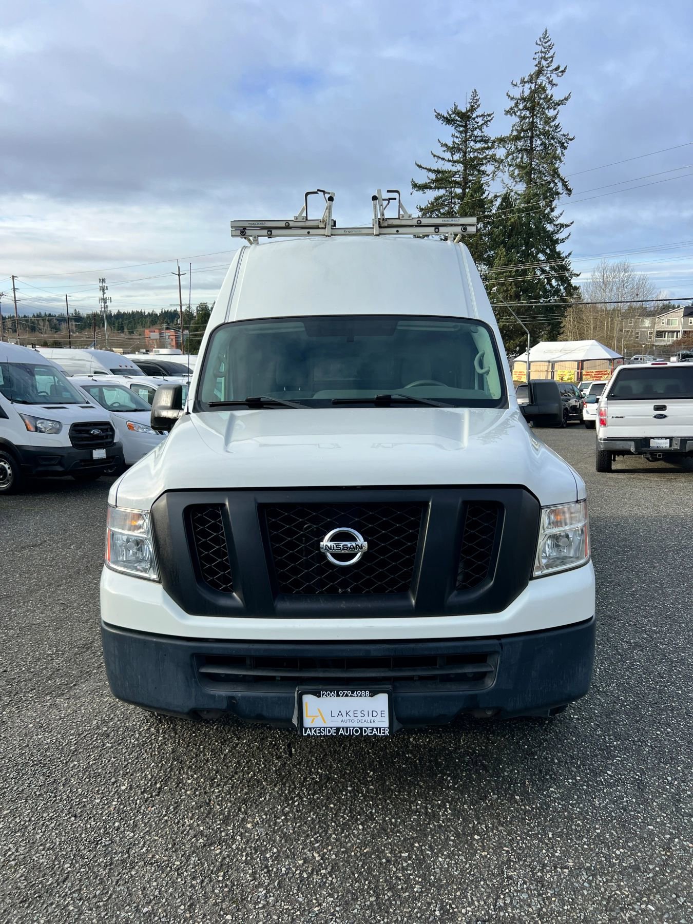 Used 2016 Nissan NV 2500 S w/ Power Package image 2