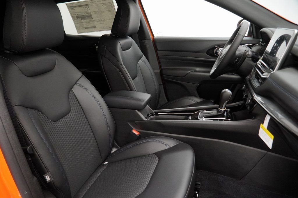 New 2026 Jeep Compass Latitude image 35