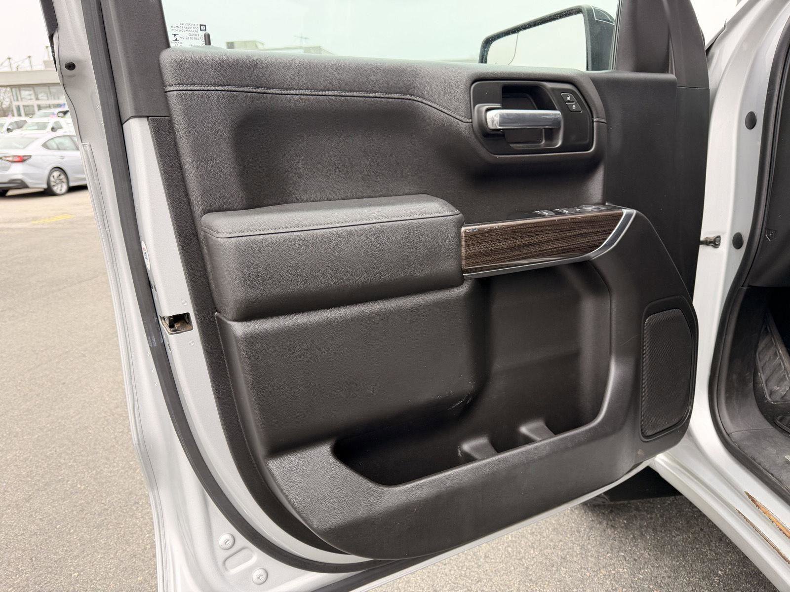 Used 2019 Chevrolet Silverado 1500 LT w/ All-Star Edition AWD/4WD image 16