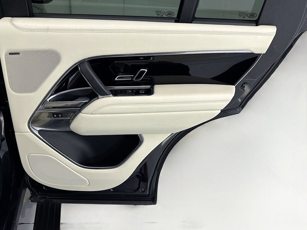 Certified 2023 Land Rover Range Rover SE AWD/4WD image 26