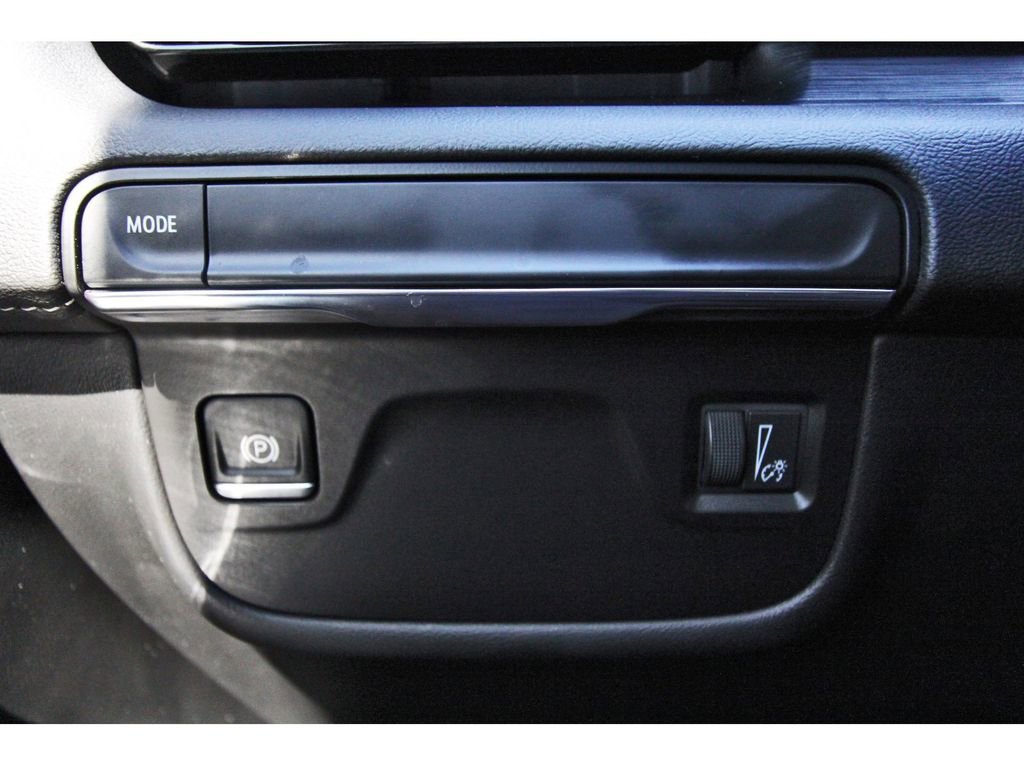 Used 2024 Cadillac Escalade Luxury image 20