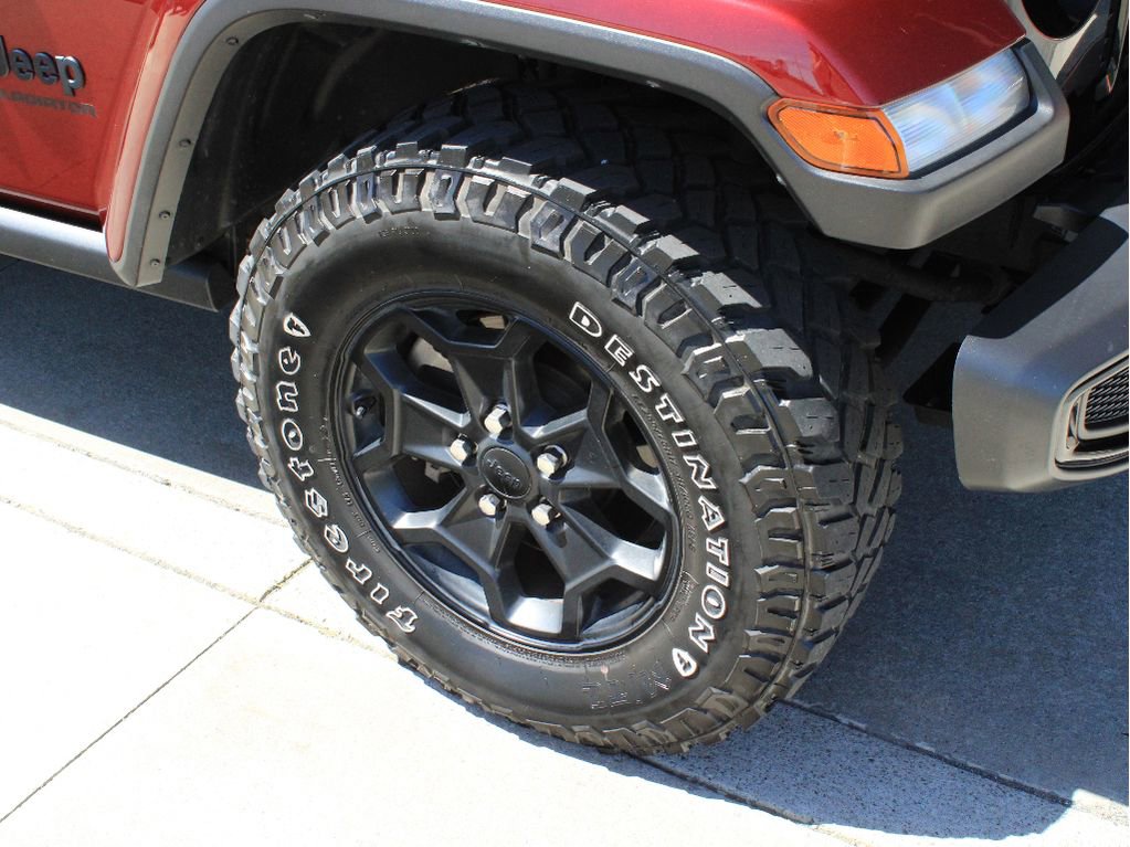 Certified 2021 Jeep Gladiator Sport AWD/4WD image 38