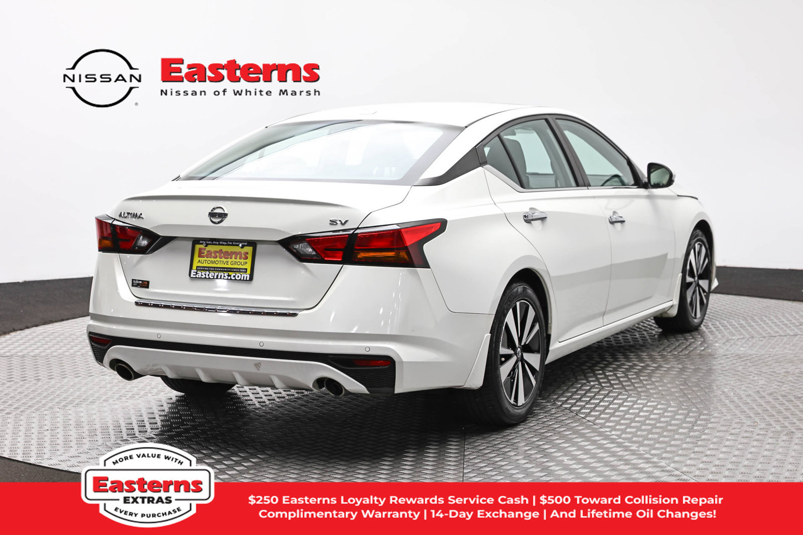Used 2022 Nissan Altima 2.5 SV w/ SV Premium Package FWD image 5