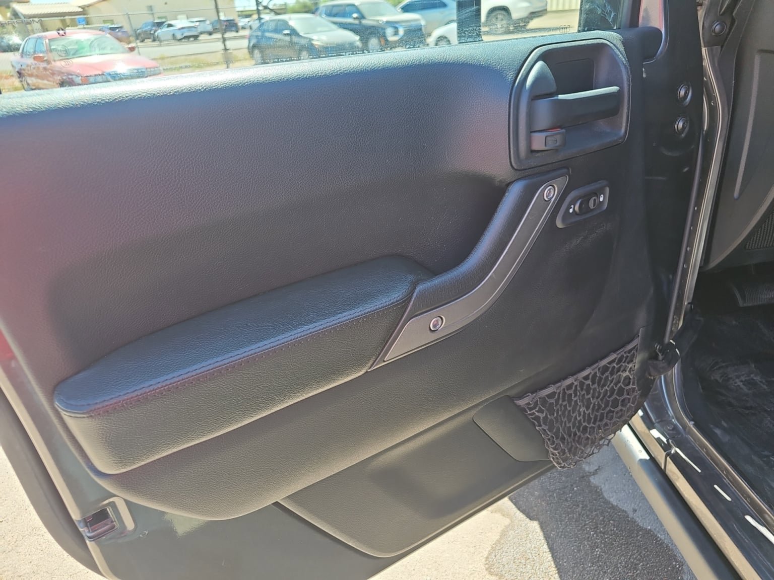 Used 2017 Jeep Wrangler Sport AWD/4WD image 16