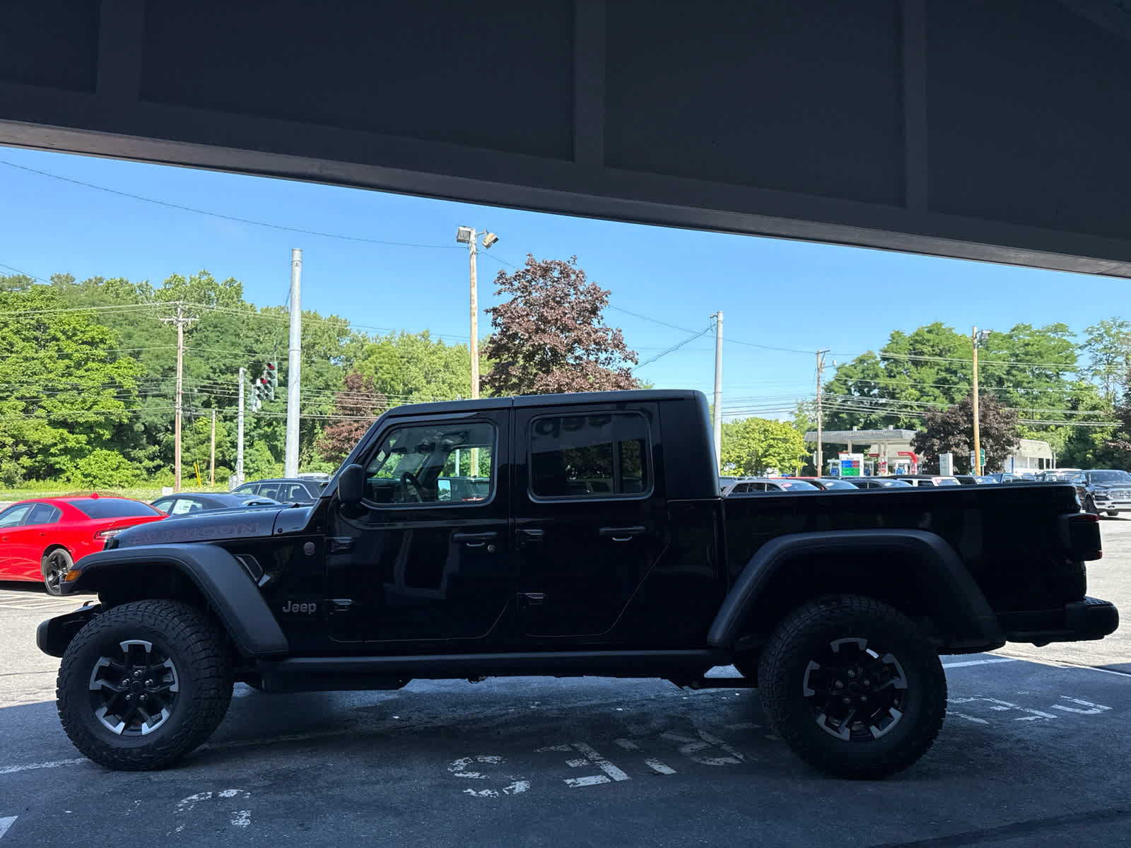 New 2026 Jeep Gladiator Rubicon w/ Steel Power Dome Hood Package AWD/4WD image 6