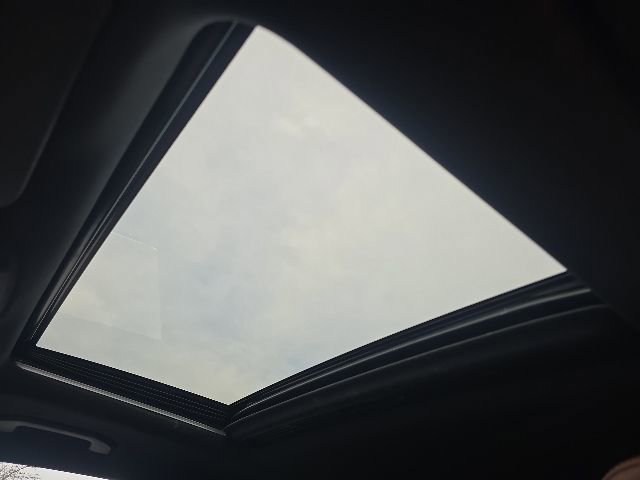 Used 2024 Mercedes-Benz GLE 350 4MATIC image 26