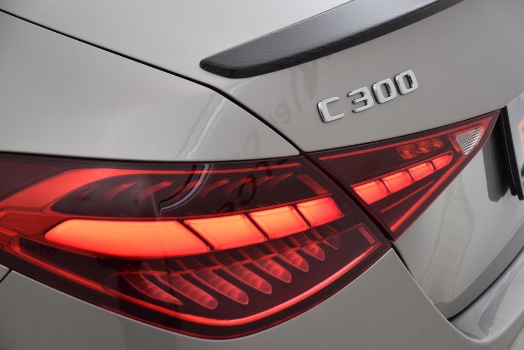 Used 2022 Mercedes-Benz C 300 Sedan image 13