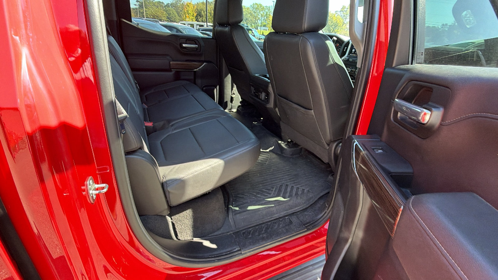 Used 2021 Chevrolet Silverado 1500 LT Trail Boss w/ Convenience Package II AWD/4WD image 21