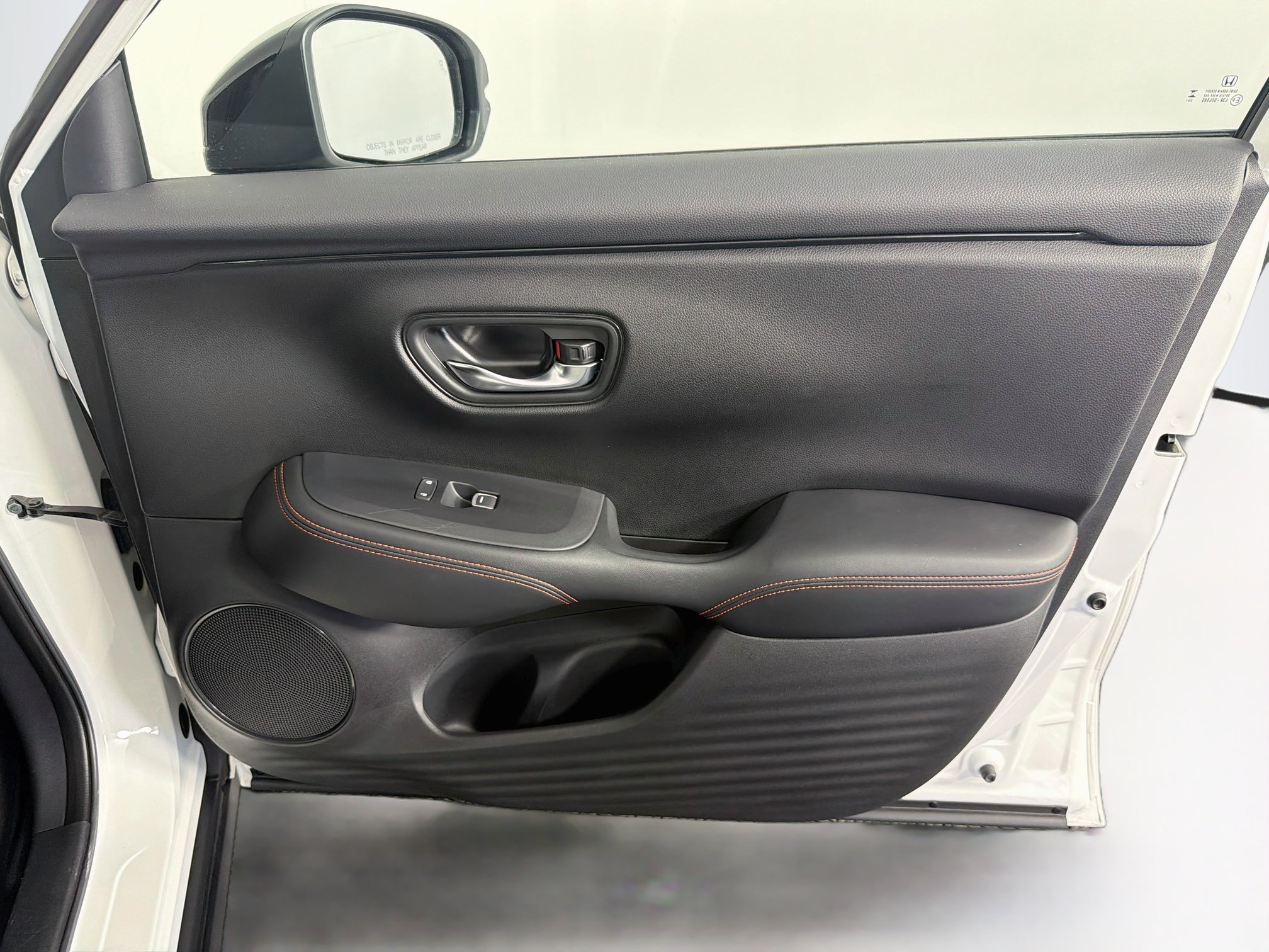 Used 2024 Honda HR-V Sport image 32