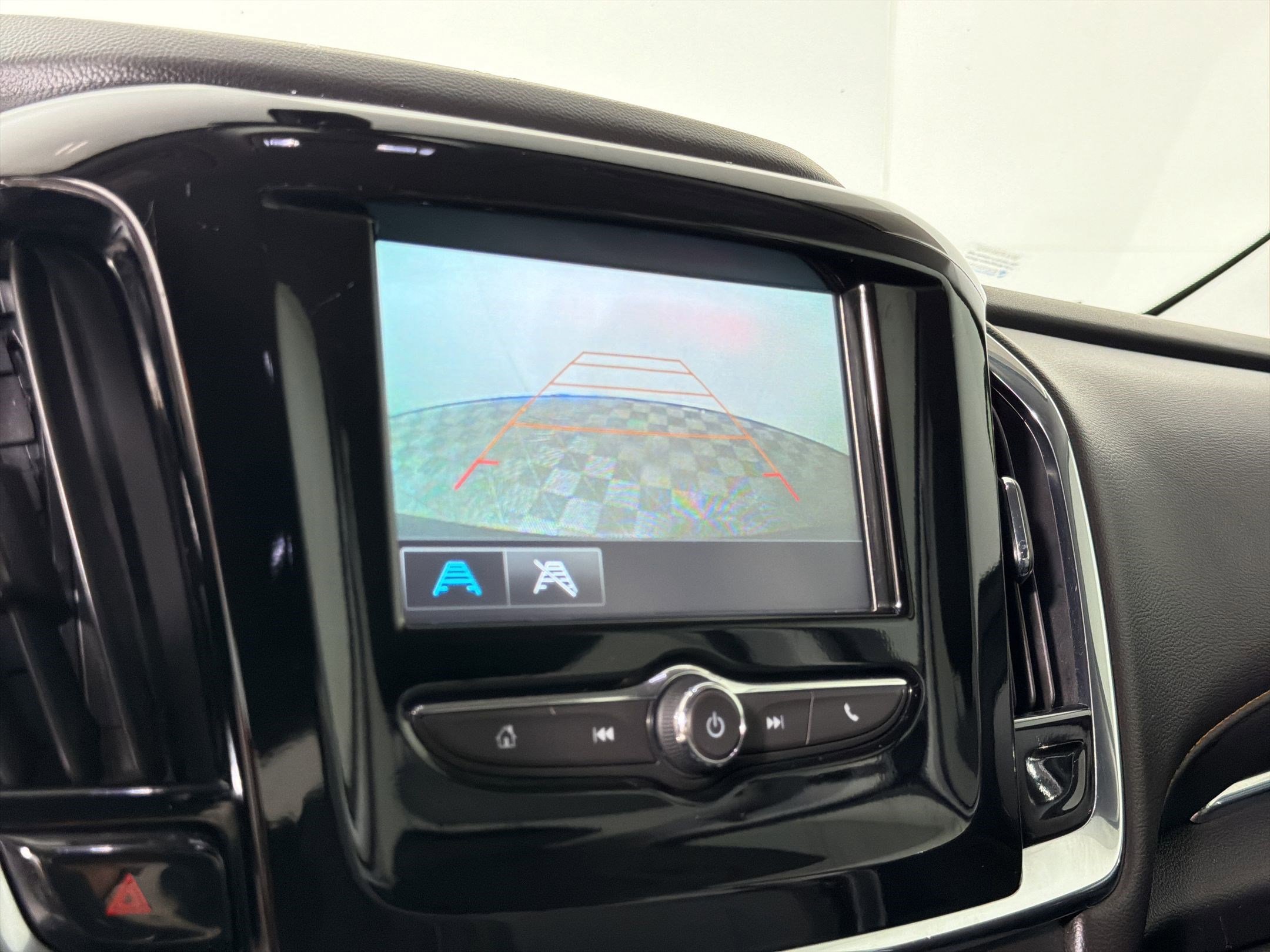 Used 2019 Chevrolet Traverse LS image 24