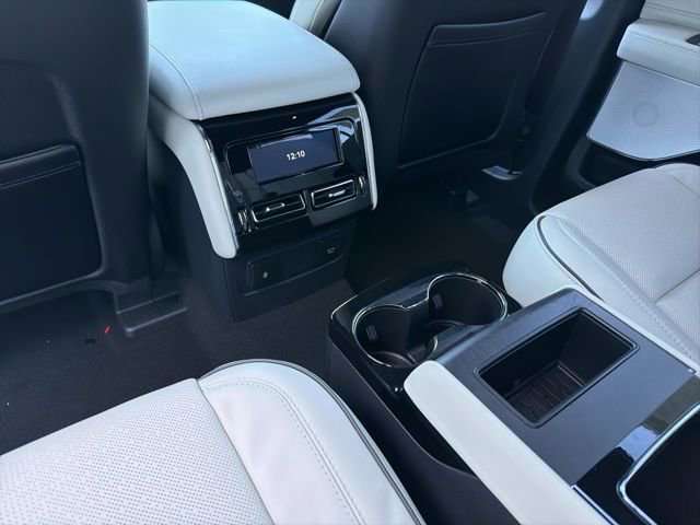 New 2026 Lincoln Aviator Black Label w/ Dynamic Handling Package image 8