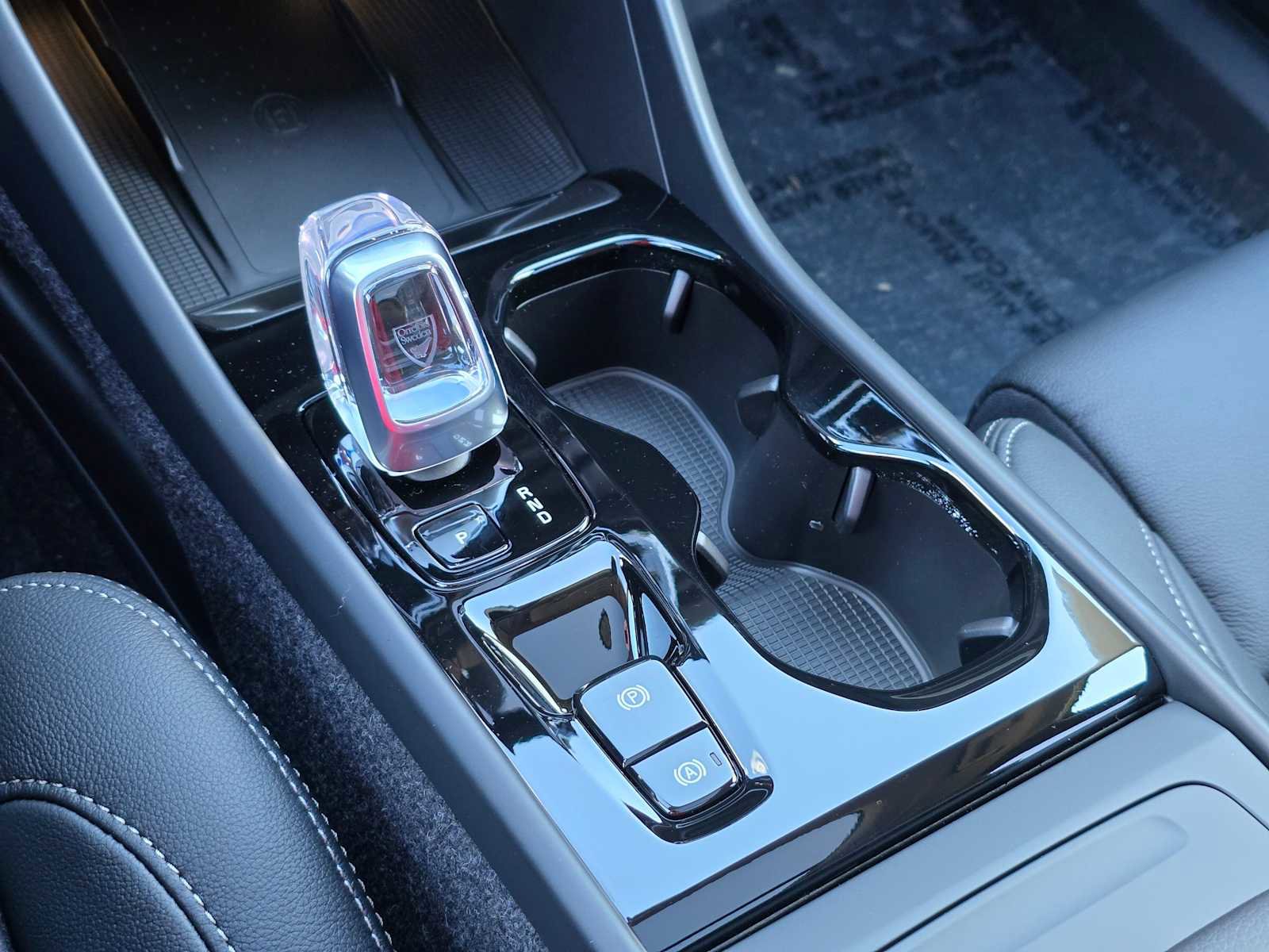 New 2026 Volvo XC40 B5 Plus w/ Protection Package Premier image 26