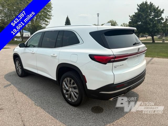 Used 2026 Buick Enclave Preferred AWD/4WD image 4