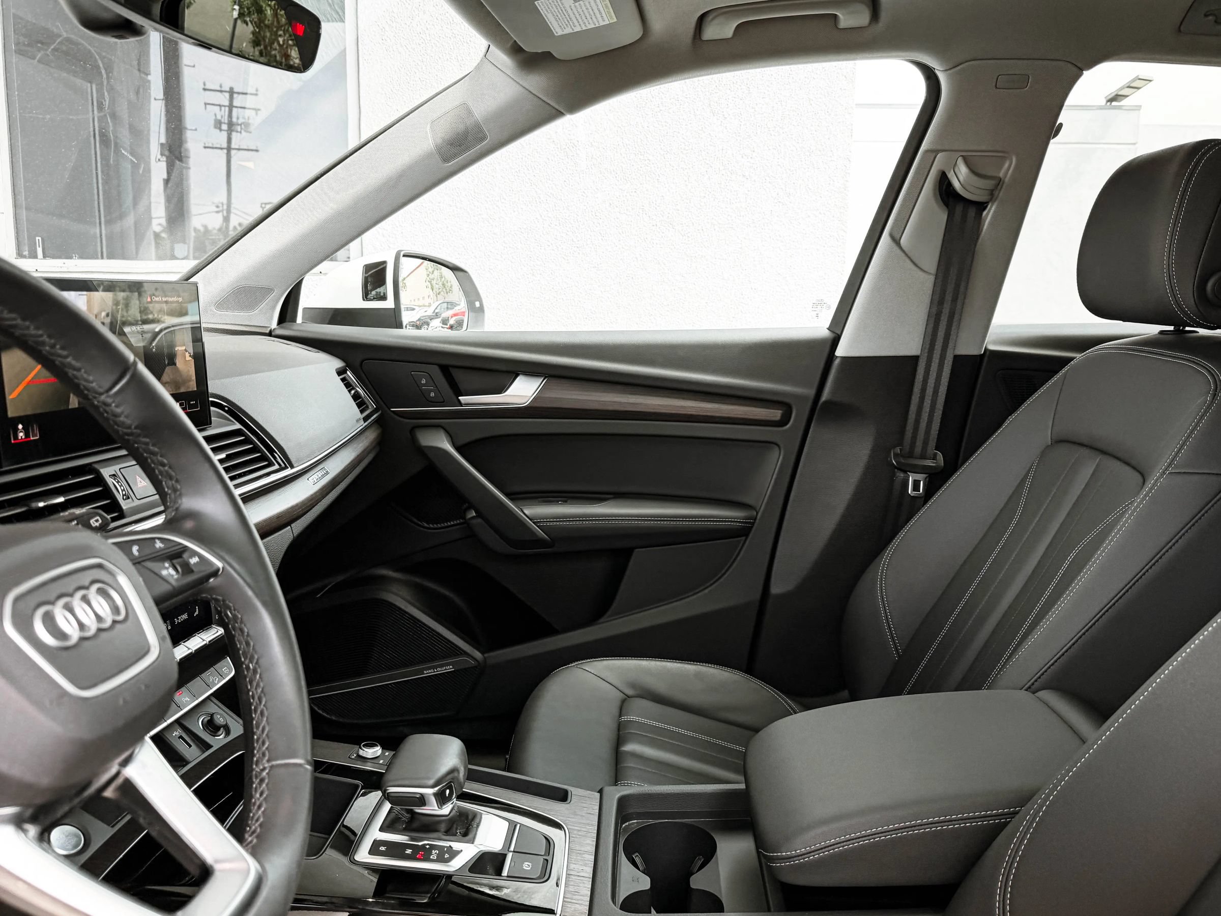 Used 2024 Audi Q5 2.0T Premium Plus AWD/4WD image 22