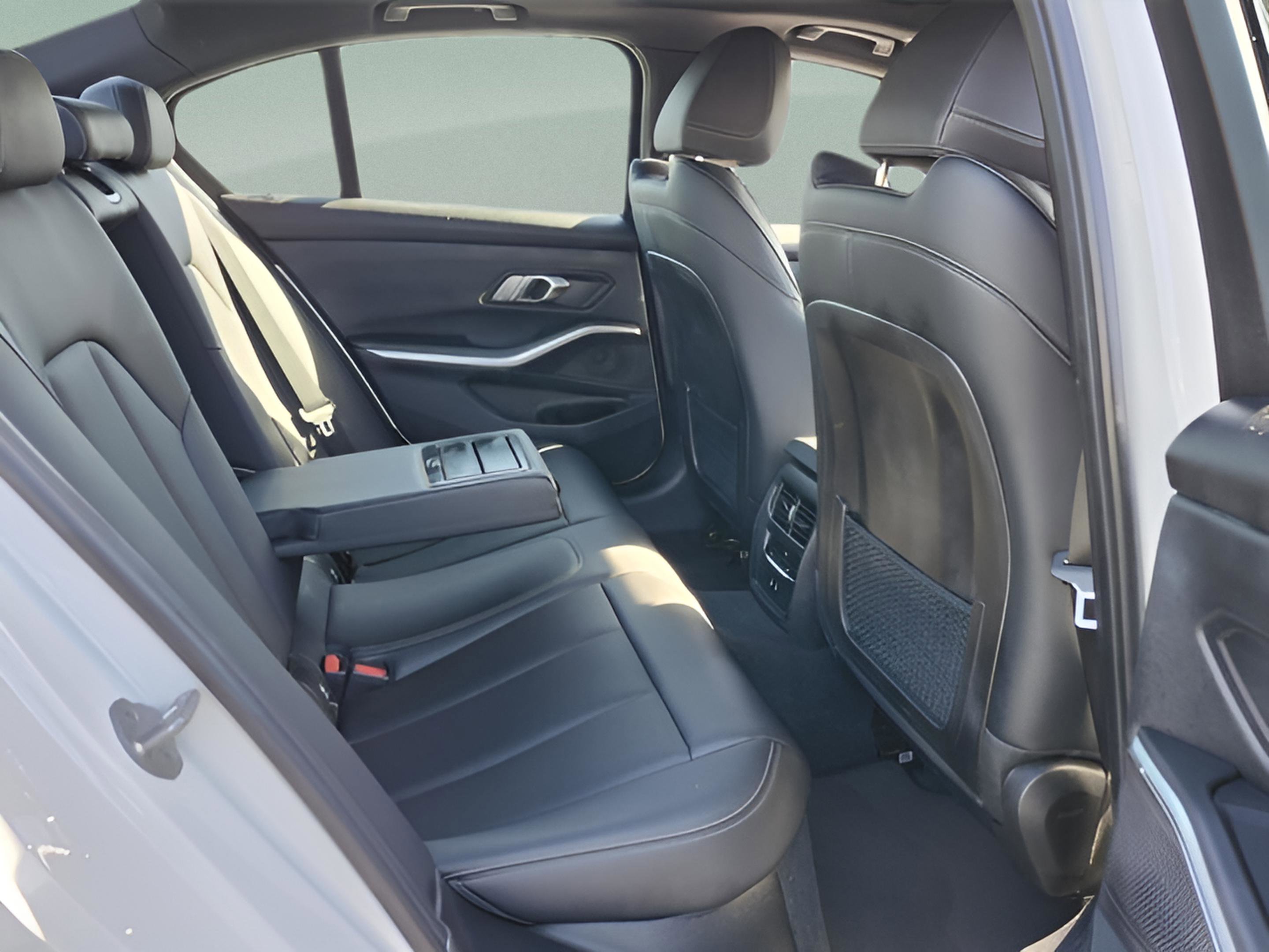 Certified 2023 BMW 330i Sedan w/ Driving Assistance Package image 15