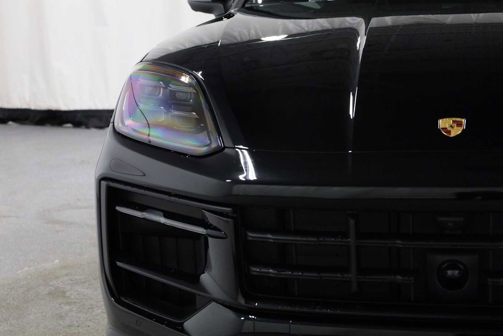 New 2026 Porsche Cayenne S image 15