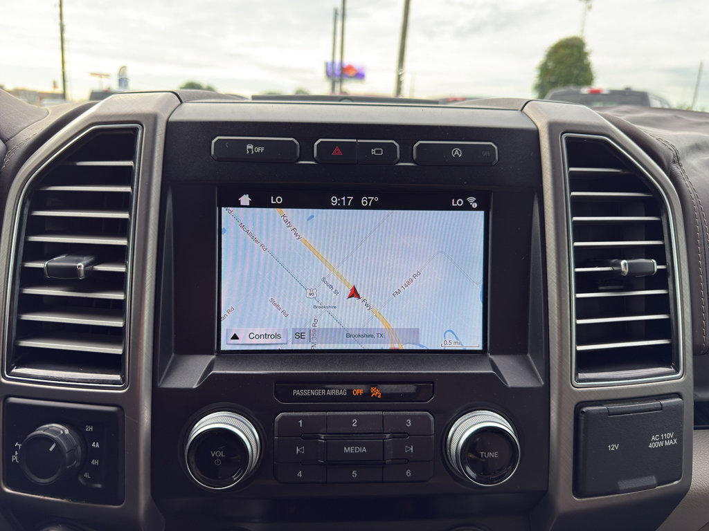 Used 2019 Ford F150 Limited w/ Trailer Tow Package image 16