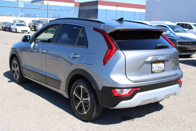 Used 2024 Kia Niro EX FWD image 6