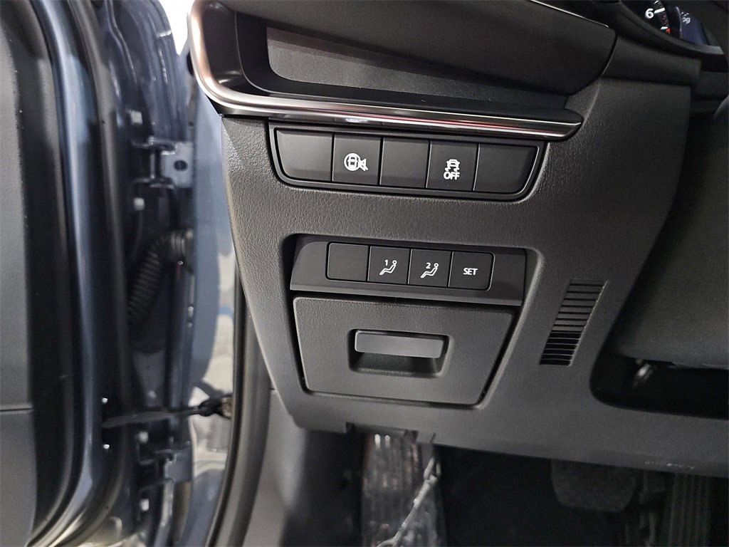 New 2026 MAZDA MAZDA3 Carbon image 27