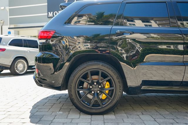 Used 2018 Jeep Grand Cherokee Trackhawk AWD/4WD image 31