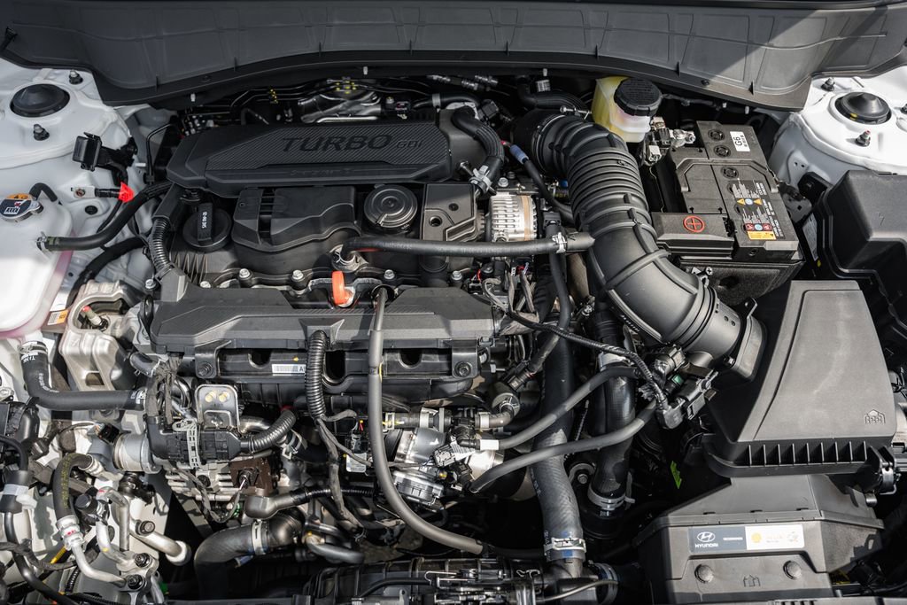 New 2026 Hyundai Kona SEL Premium image 15