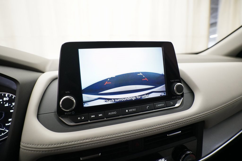 Used 2023 Nissan Rogue SV image 19