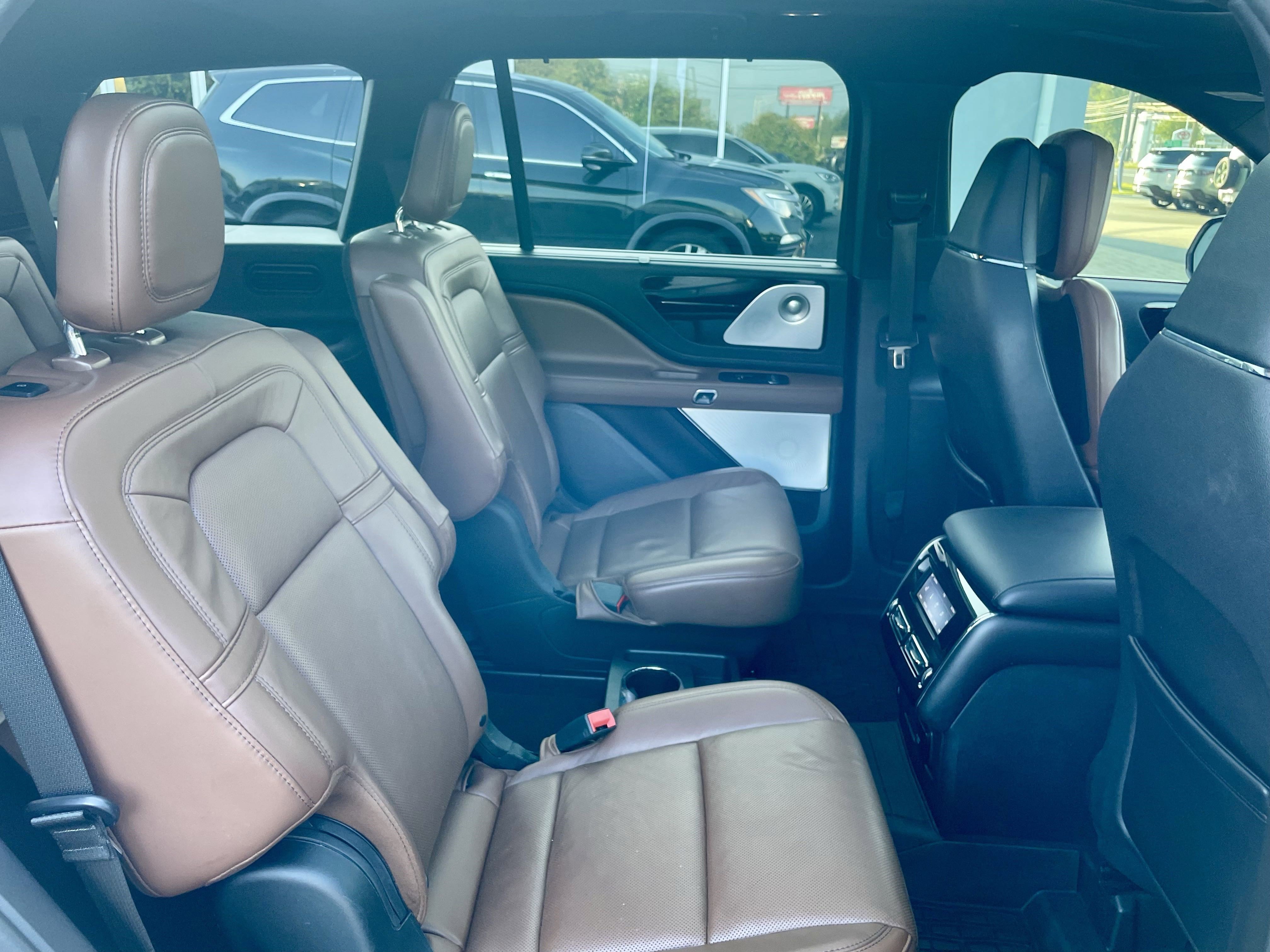 Used 2023 Lincoln Aviator Reserve w/ Equipment Group 201A image 31