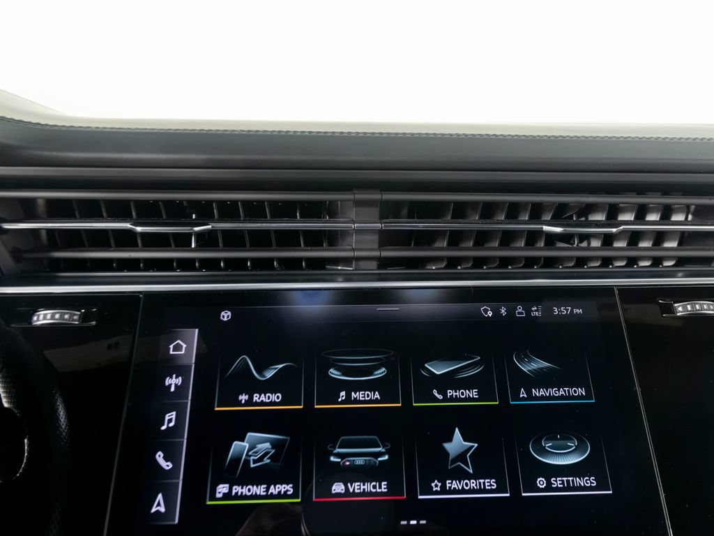 Used 2021 Audi RS Q8 AWD/4WD image 26