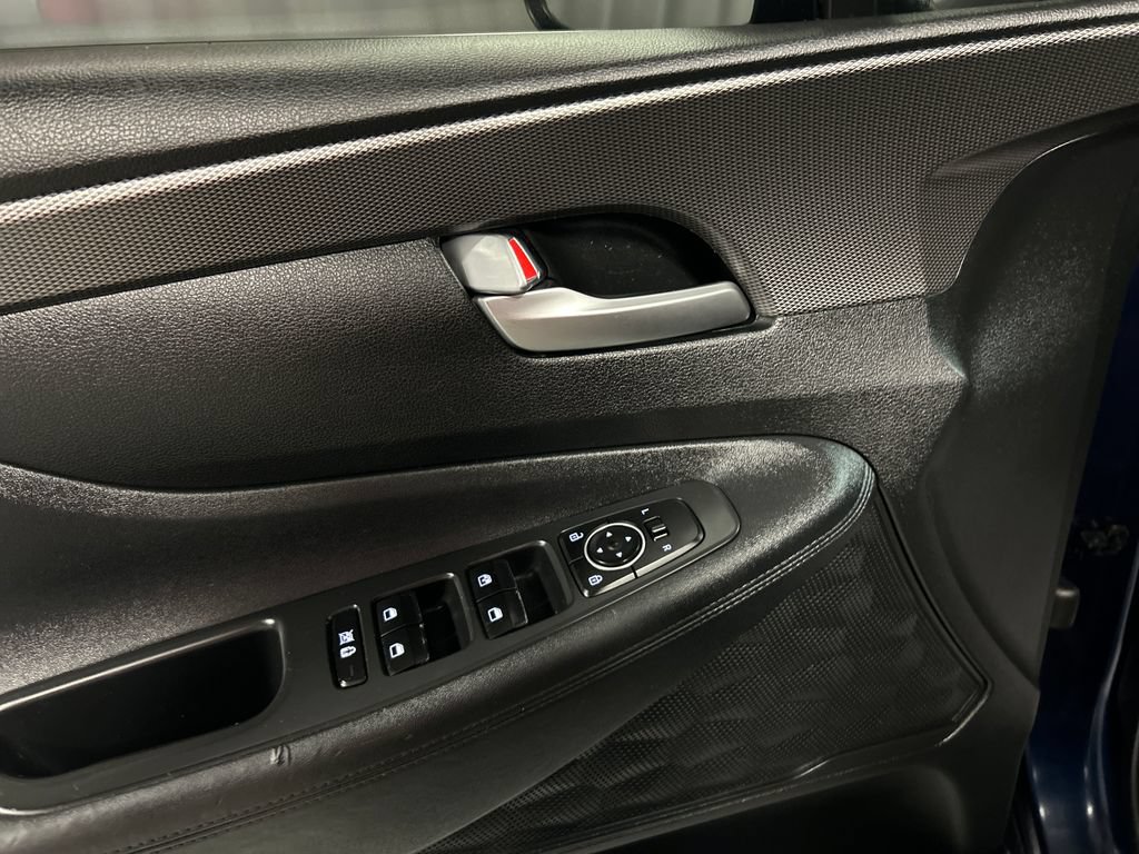 Used 2019 Hyundai Santa Fe SE FWD image 12