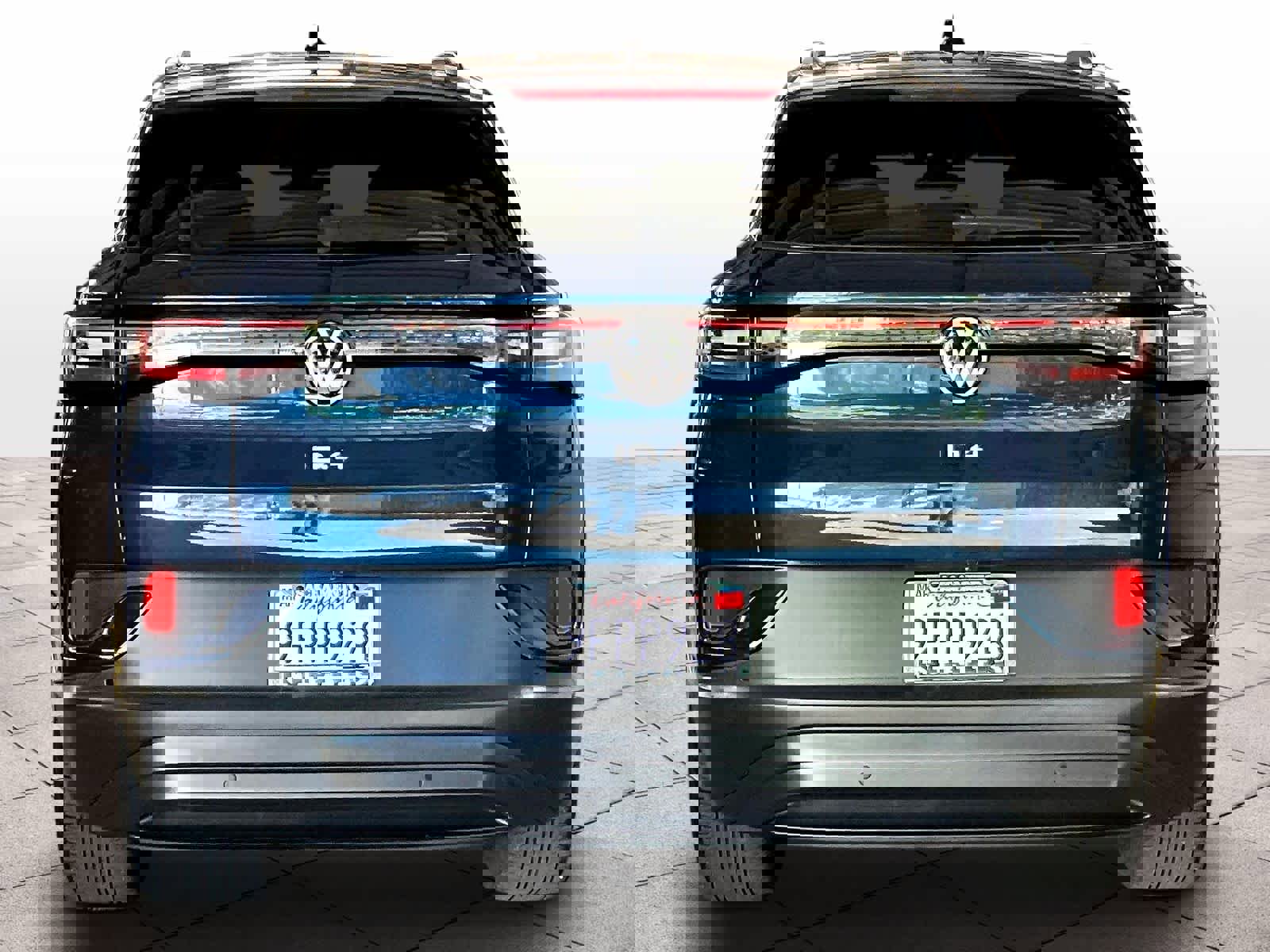 Used 2023 Volkswagen ID.4 Pro image 6