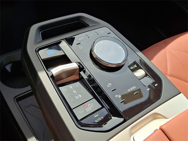 New 2026 BMW iX xDrive60 w/ Premium Package image 14