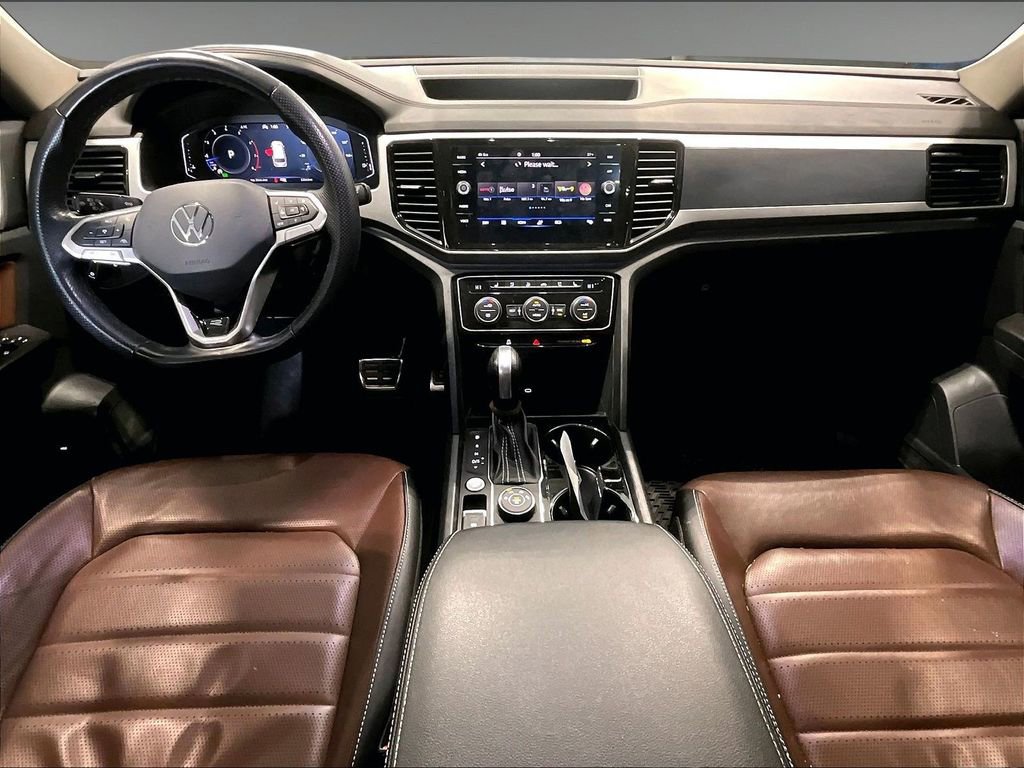 Used 2022 Volkswagen Atlas SEL Premium image 17