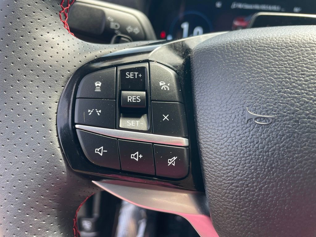 Used 2025 Ford Explorer ST AWD/4WD image 32