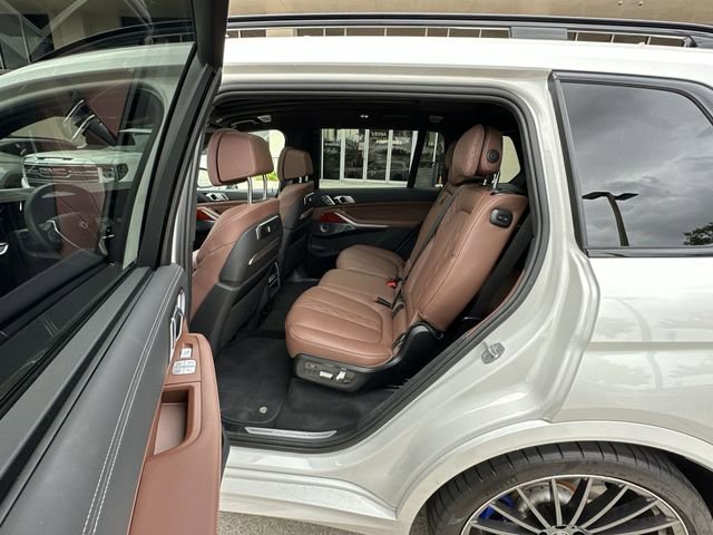 Used 2024 BMW ALPINA XB7 AWD/4WD image 31