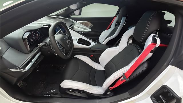 Used 2024 Chevrolet Corvette Stingray Preferred Cpe w/ Z51 Performance Package image 22