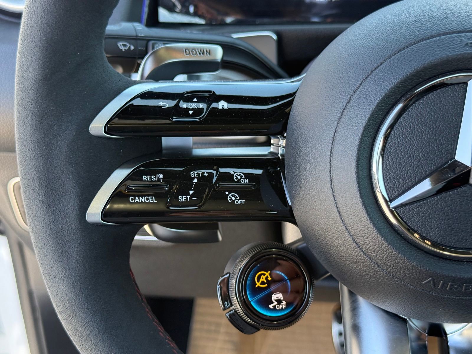 New 2026 Mercedes-Benz GLB 35 AMG 4MATIC image 24