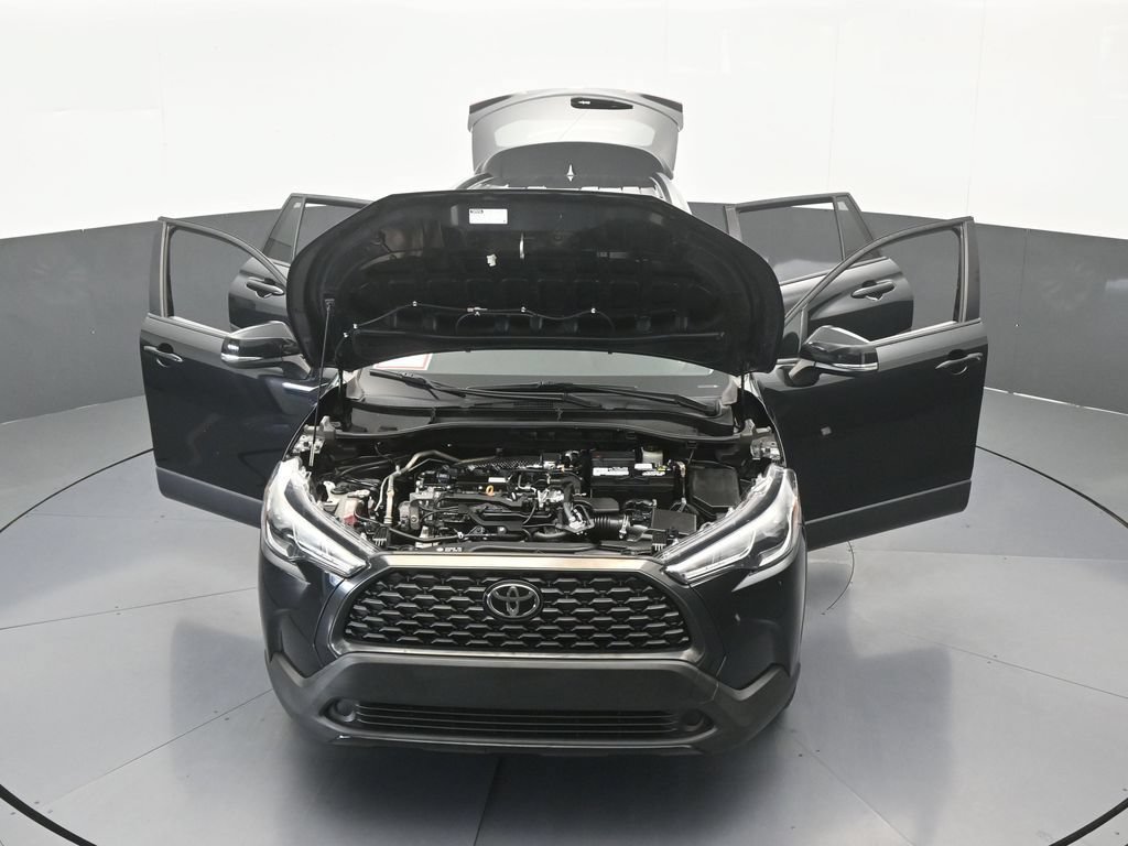 Used 2022 Toyota Corolla Cross LE w/ Moonroof Package FWD image 65