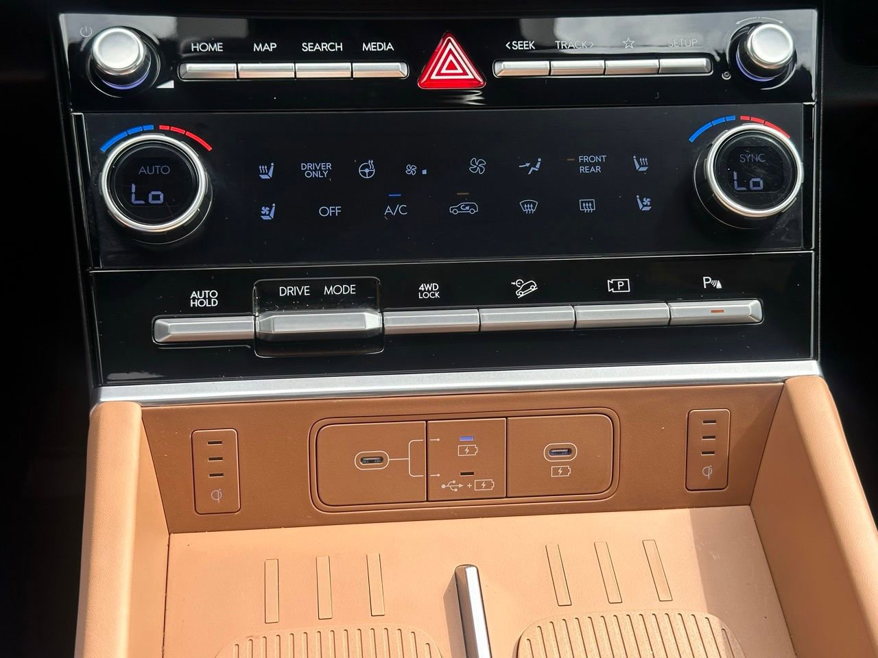 Certified 2026 Hyundai Santa Fe Calligraphy image 39