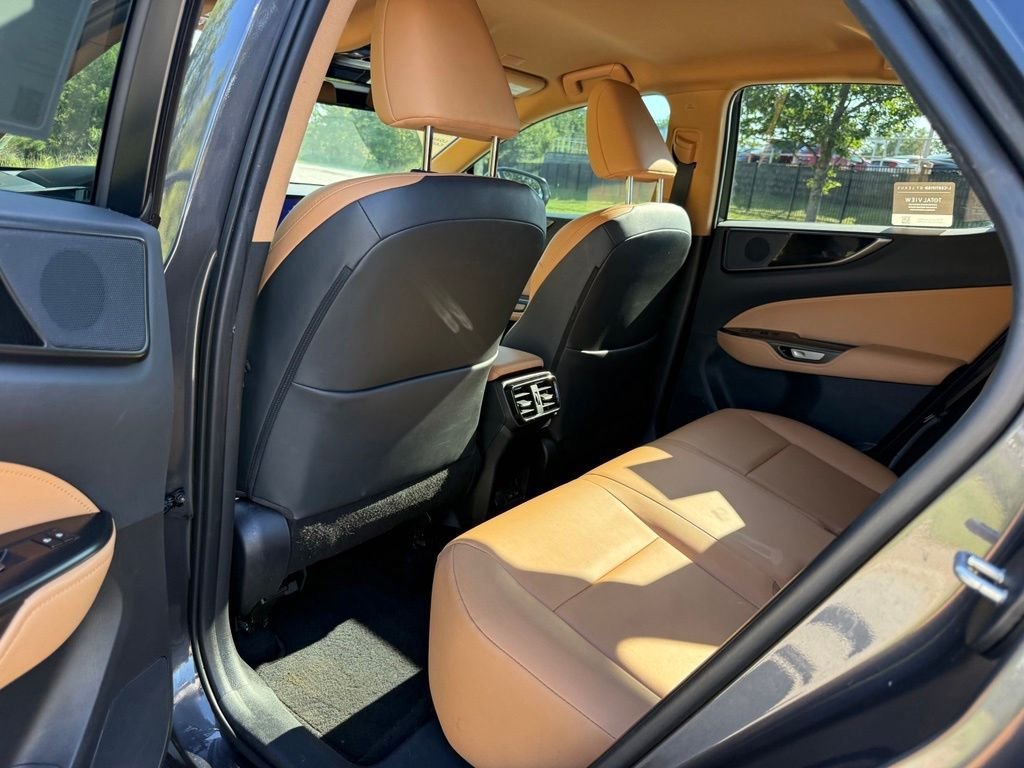 Certified 2025 Lexus NX 250 FWD w/ Accessory Package (Z2) image 27