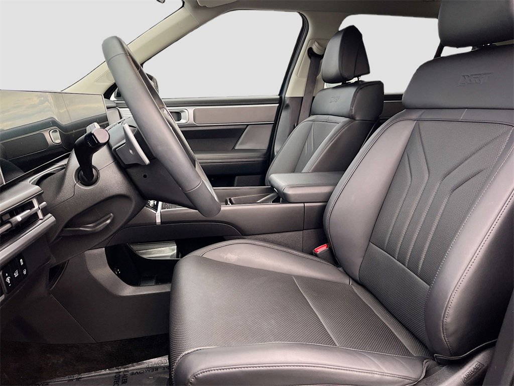 Used 2025 Hyundai Santa Fe XRT image 20