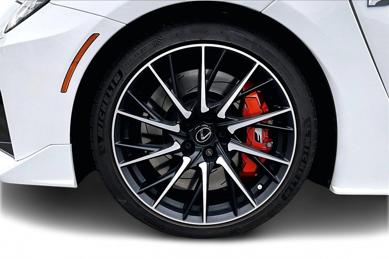 Used 2024 Lexus RC F w/ Premium Package image 31