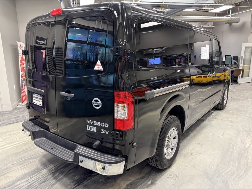 Used 2012 Nissan NV 3500 SV image 29