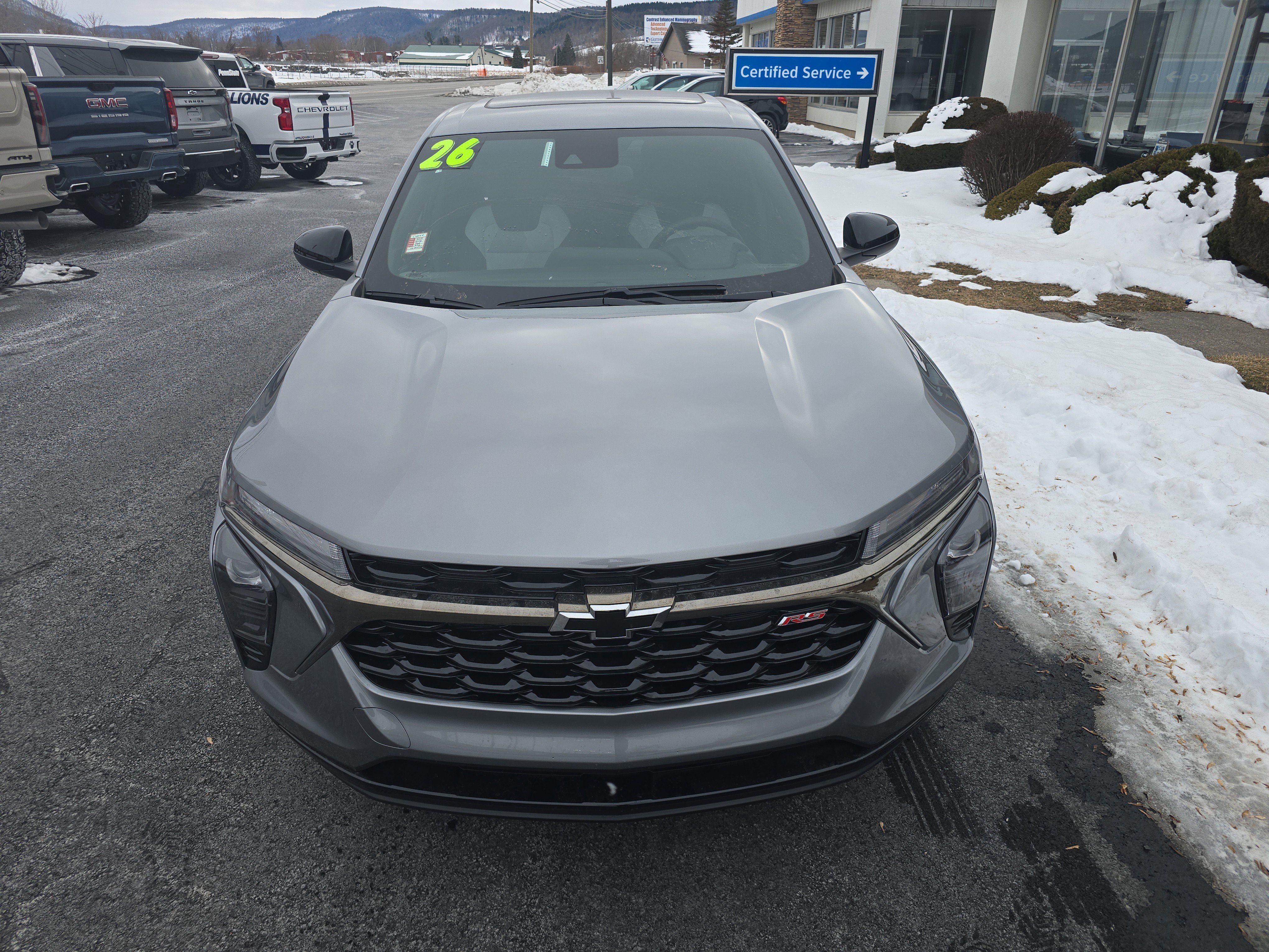 New 2026 Chevrolet Trax RS w/ Sunroof Package image 9