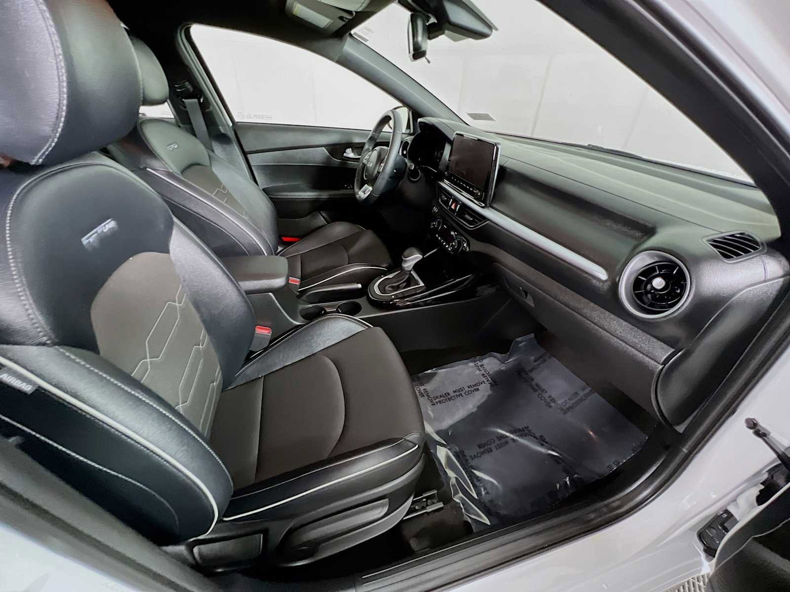 Used 2023 Kia Forte GT-Line FWD image 27