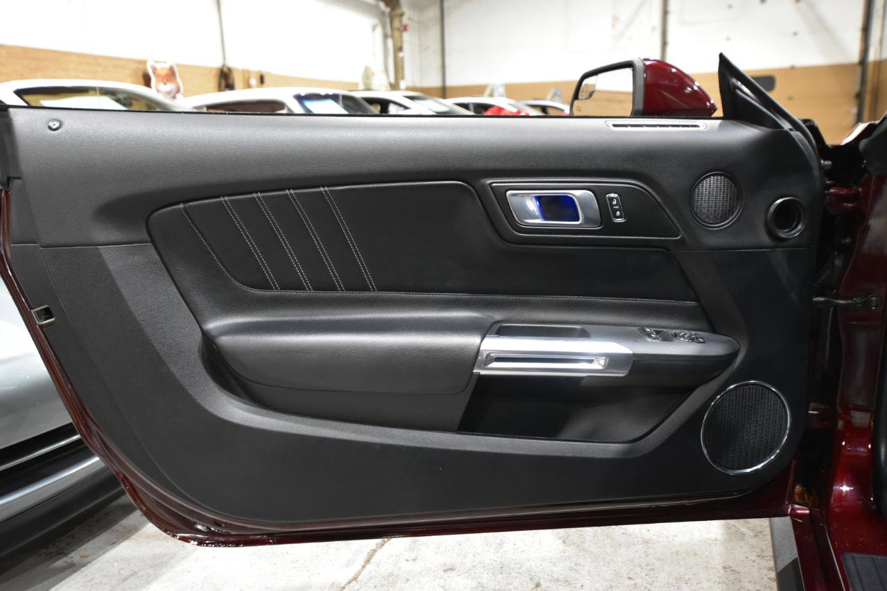 Used 2018 Ford Mustang GT Premium image 14