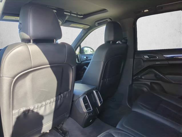 Used 2012 Porsche Cayenne S AWD/4WD image 15